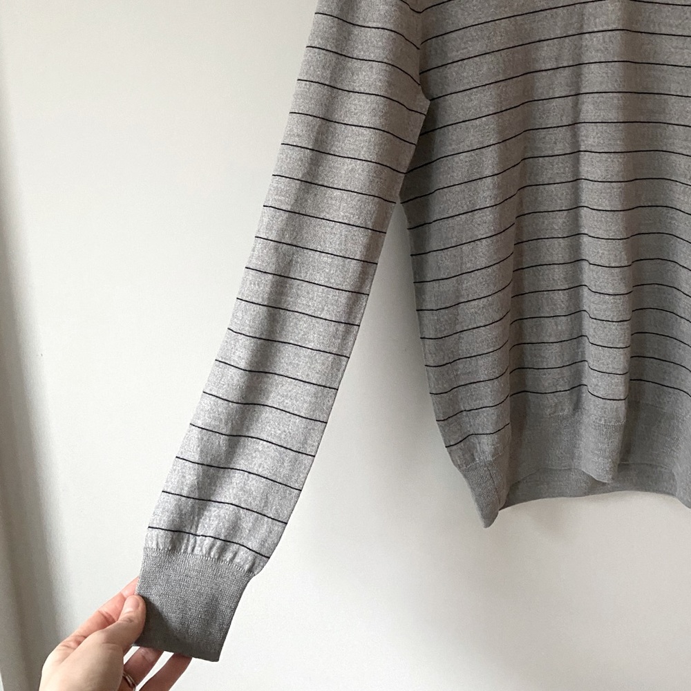 Club Monaco 100% Italian Merino Sweater Small NWOT - Picture 4 of 5